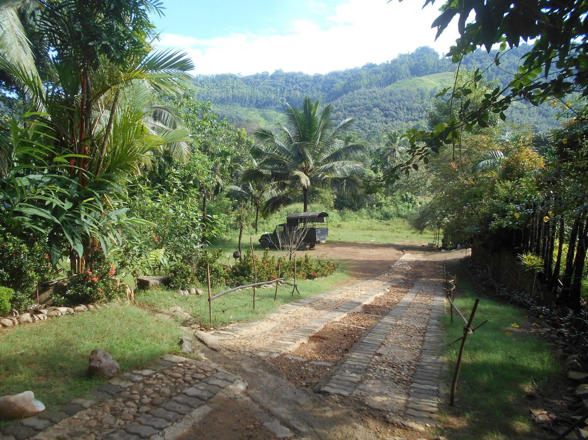 Sapphire Holiday Resort Ratnapura Εξωτερικό φωτογραφία